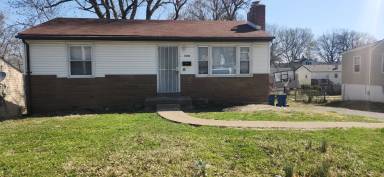 Main picture of 6122 Jackson Ave