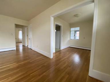 Main picture of 1016 Hendrick St