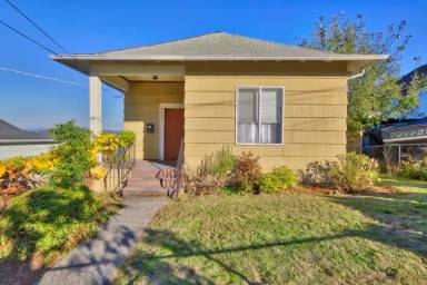 Main picture of 9828 63rd Ave S