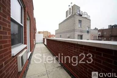Main picture of 2552 Crescent St