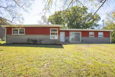 Main picture of 320 Vailview Dr