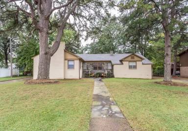 Main picture of 3908 Wicklow Dr