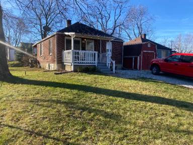 Main picture of 1237 E Pleasant Run Parkway South Dr