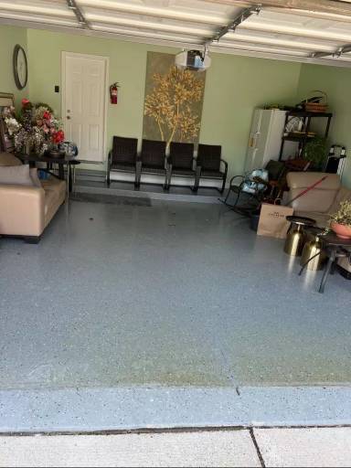 Main picture of 5542 Victory Cir
