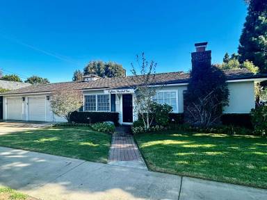 Main picture of 1802 Orange Ave