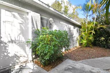 Main picture of 702 Grape Ave