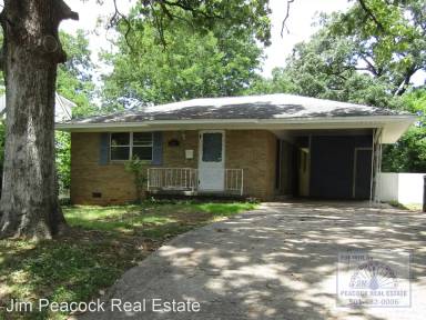 Main picture of 223 E G Ave