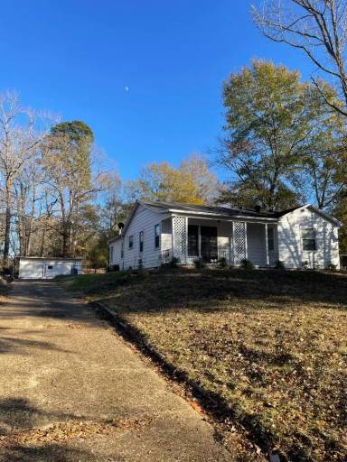 Main picture of 2612 Florence St
