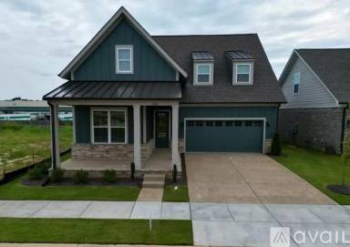 Main picture of 5698 Ardsley Dr E