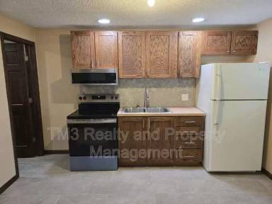 Main picture of 15912 W 154th St