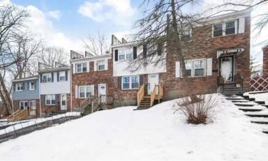 Main picture of 104 Mount Hope Dr