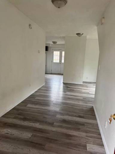 Main picture of 115 SE Mosher Ave