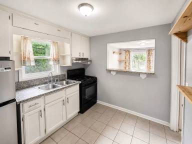 Main picture of 1155 United Ave SE