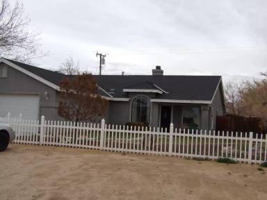 Main picture of 8461 Tamarack Ave