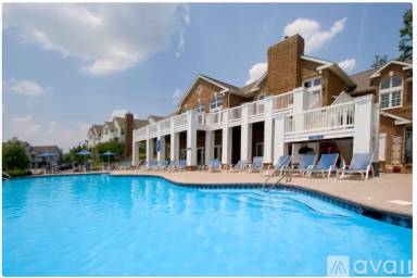 Main picture of 1015 Weybridge Ct