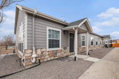 Main picture of 6665 Knox Ct