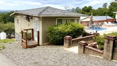 Main picture of 6 Apica Ave