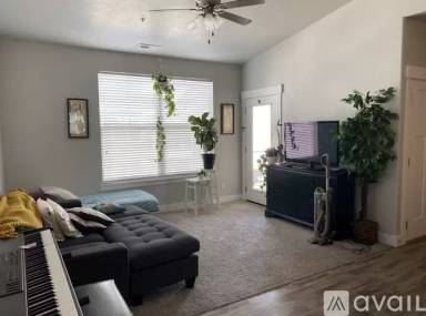 Main picture of Eagle View Condos