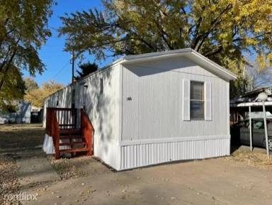 Main picture of Blue Valley Manufactured Home Community