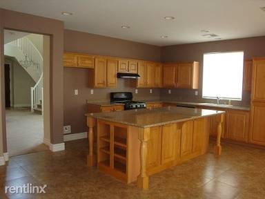 Main picture of 893 Via Stellato St