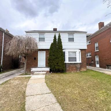 Main picture of 5760 Chatsworth St