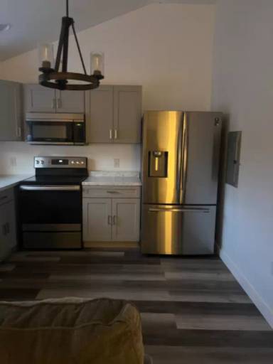 Main picture of 208 Bowers Ln