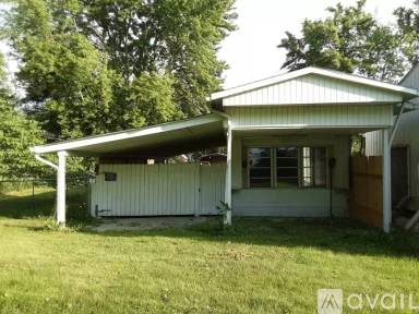 Main picture of 4010 Madison St