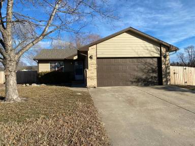 Main picture of 10802 W Carr Ave