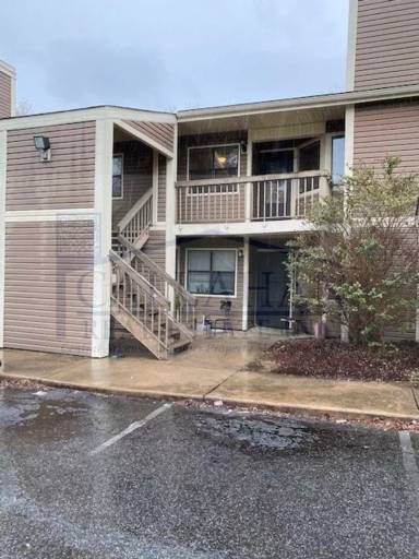 Main picture of 8 Towne Park Ct