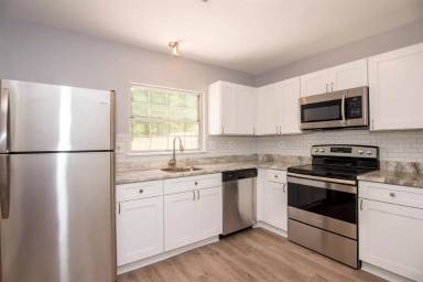 Main picture of 15725 Ebony Ct