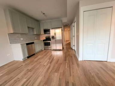 Main picture of 2944 N Rockwell St