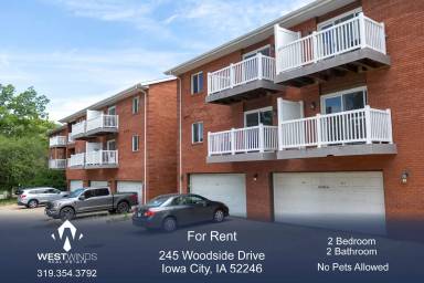 Main picture of 245 Woodside Dr