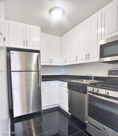 Main picture of 201 E 12th St Apartments