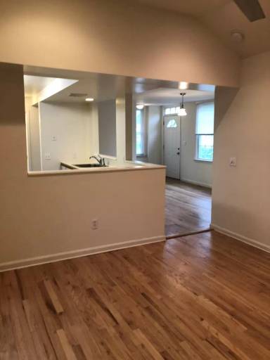 Main picture of 1006 Beekman Rd