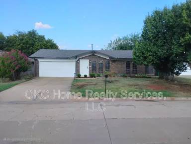 Main picture of 10912 N Florida Ave