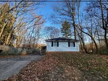 Main picture of 1695 Leighton Ave