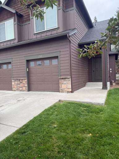 Main picture of 1264 SW Silver Lake Blvd
