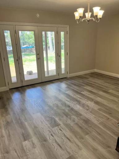 Main picture of 10728 Cedar Ave