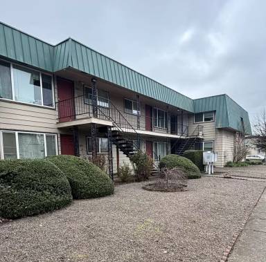 Main picture of 3217 - 3295 Center St NE