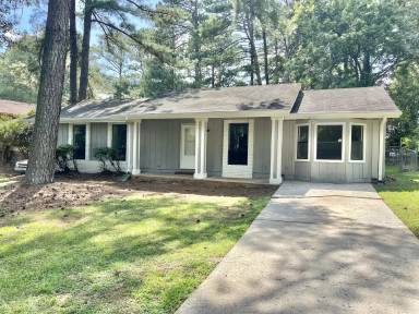 Main picture of 8885 Burnham Way