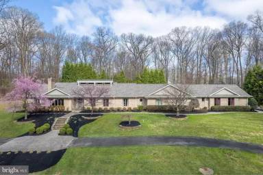 Main picture of 4233 Buckskin Wood Dr