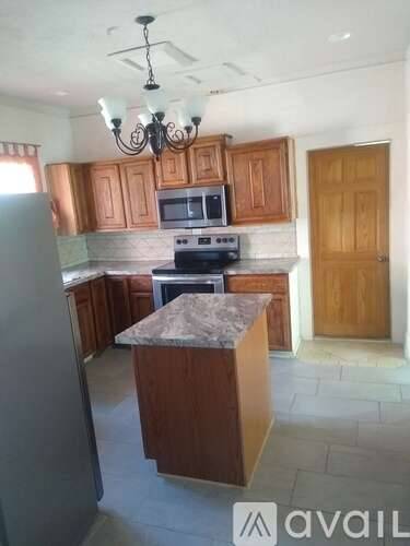 Main picture of 1538 N 24th St