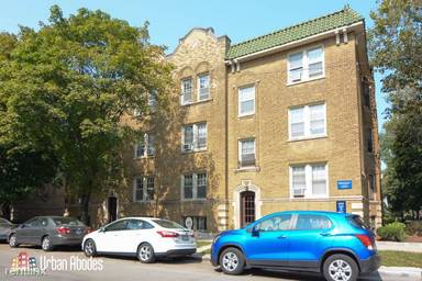 Main picture of 2102 W Ainslie St