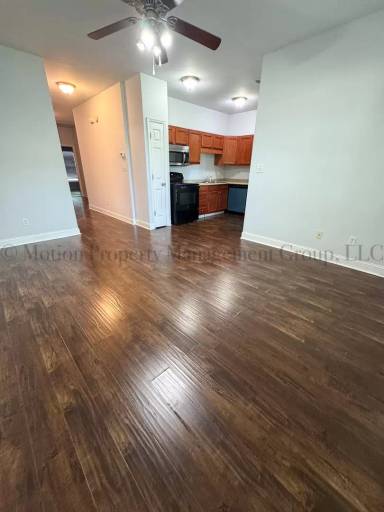 Main picture of 6920 Northside Dr