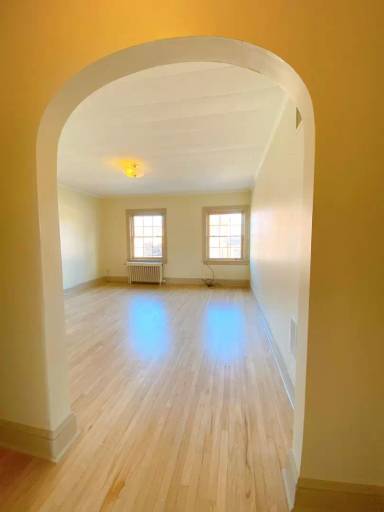 Main picture of 118 N George St
