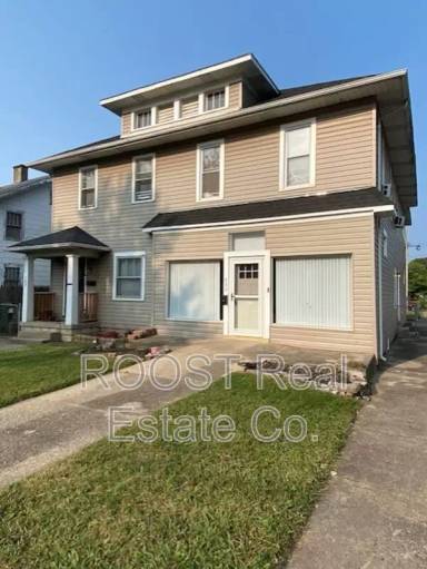Main picture of 233 Bellevue Ave