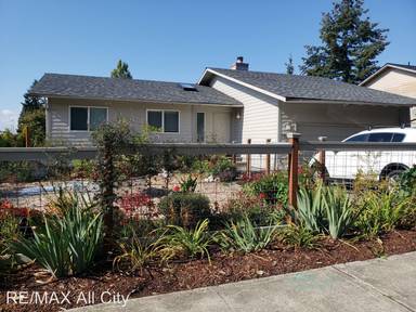 Main picture of 24031 26th Ave S