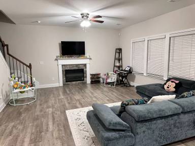 Main picture of 9790 N Ivy Park Dr
