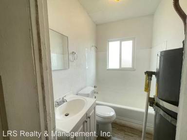 Main picture of 314 W 5th St
