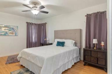 Main picture of 1429 Ellsmere Ave